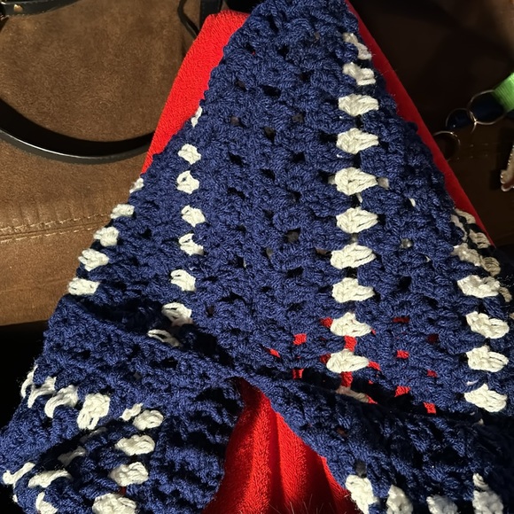 Crochet Winter hat - Picture 5 of 7